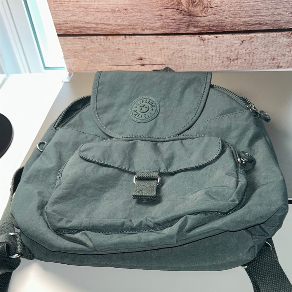 Kipling backpack used but in great condition